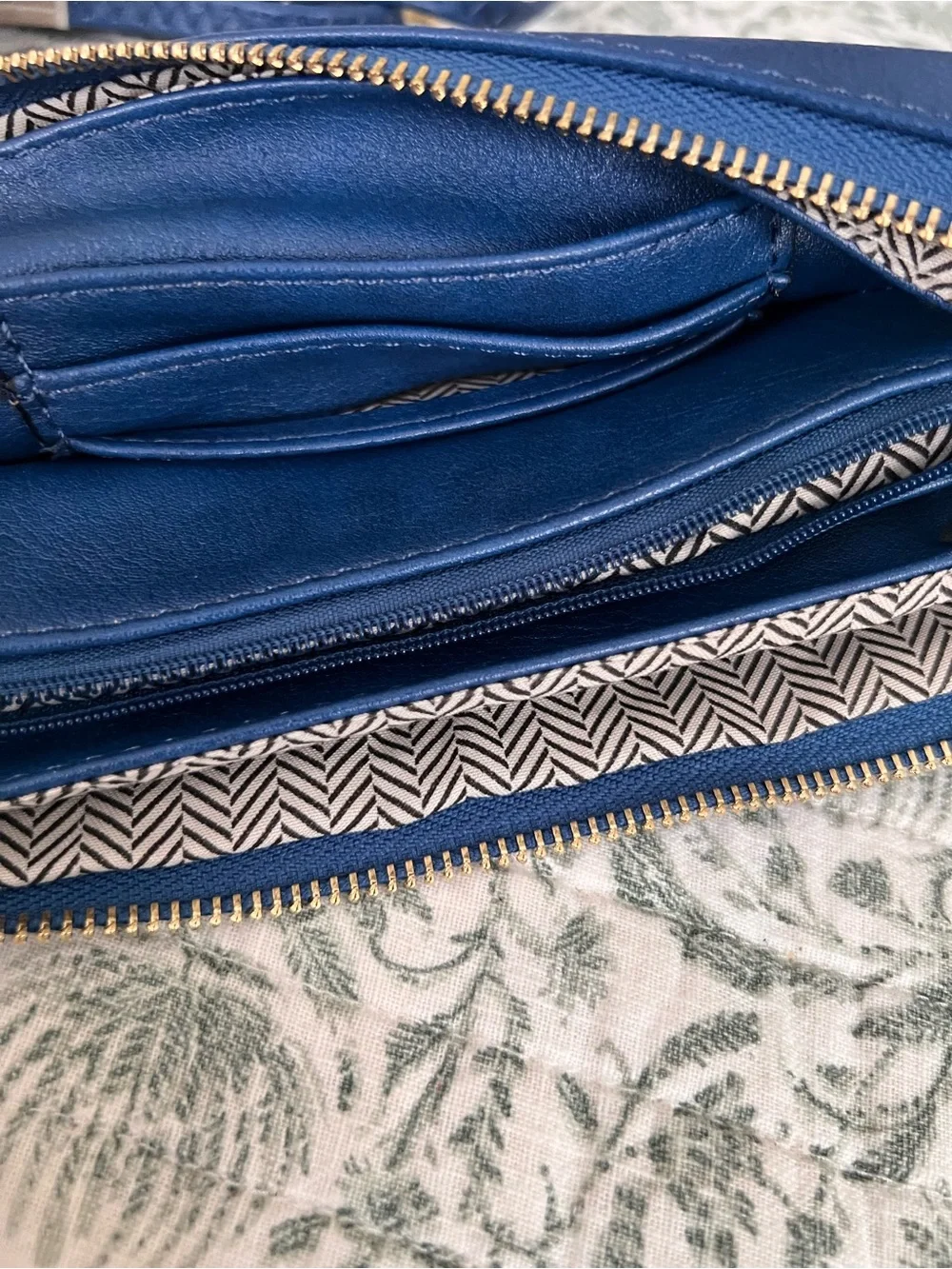 Jen & Co Vegan Blue Riley Convertible Crossbody Wristlet NWT
